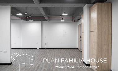 Grandiosa oficina doble en 3 piso en Cajicá, 2 parqueaderos