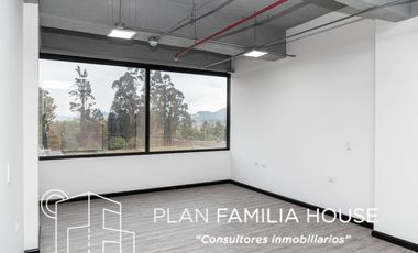 Grandiosa oficina doble en 3 piso en Cajicá, 2 parqueaderos