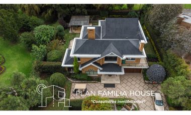 Magnifica Casa en Sopo dos niveles 4 habitaciones