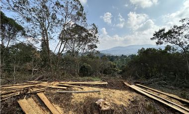 Venta de Lote en Las Palmas El Retiro