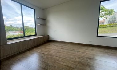 Casa campestre para la venta en el sector de la casona, Pereira !!!