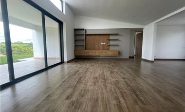 Casa campestre para la venta en el sector de la casona, Pereira !!!