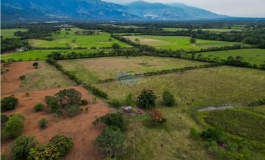 En venta finca de 22.5 hectáreas en Restrepo, Meta