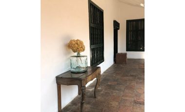 HACIENDA COLONIAL ESPECTACULAR