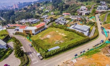 Lote en Parcelación de Lujo en Las Palmas