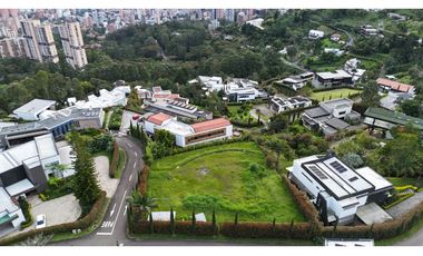 Lote en Parcelación de Lujo en Las Palmas