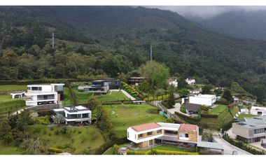 Lote en Parcelación de Lujo en Las Palmas