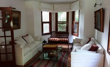 Casa en venta - Lomas Schoenstatt - San Isidro