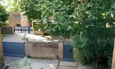 Casa en venta - Lomas Schoenstatt - San Isidro