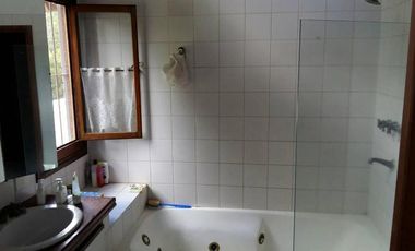 Casa en venta - Lomas Schoenstatt - San Isidro