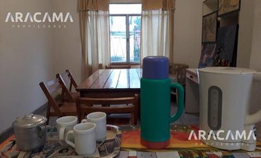 Arana al 1700 - Luis Guillon