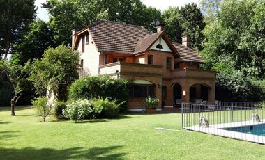 Casa en venta - Lomas Schoenstatt - San Isidro