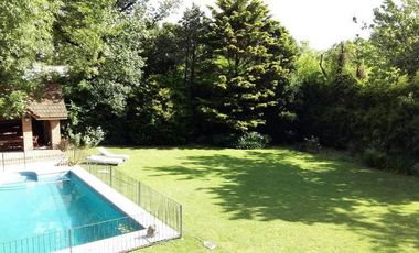 Casa en venta - Lomas Schoenstatt - San Isidro