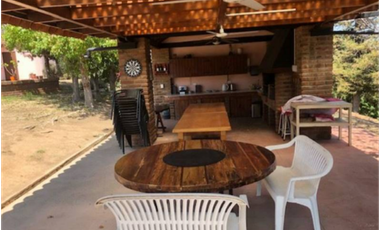 AMPLIA CASA EN CONDOMINIO DE LA CIUDAD DE LIMACHE