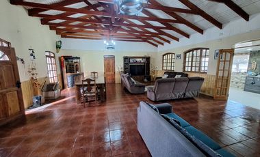 CAMPO DE 4 HECTÁREA CON CASA, QUINCHO Y PISCINA
