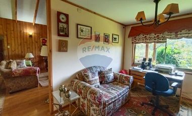 Casa con gran terreno -NO PAGA COMISION