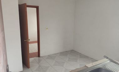 Casa en Venta con Jardín de 335 mt a pie de carretera cerca del Centro de Amozoc