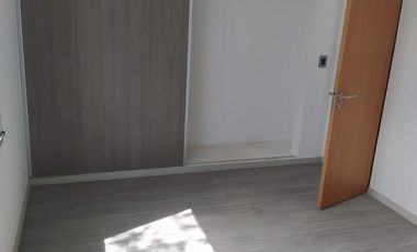 Casa 4 ambientes a estrenar en venta - La Candida