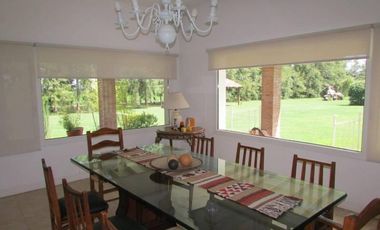 Venta campo de 58hs con casco moderno en Lobos