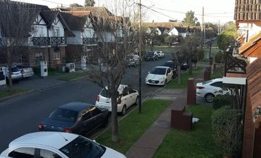 CASA EN VENTA EN BARRIO CERRADO DE 4 AMBIENTES GRAL. MIGUEL SOLER  1050 (ALMIRANTE BROWN)