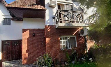CASA EN VENTA EN BARRIO CERRADO DE 4 AMBIENTES GRAL. MIGUEL SOLER  1050 (ALMIRANTE BROWN)