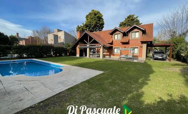 VENTA Chalet en 2 Plantas sobre 660 m2 en Country Club Banco Provincia