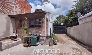 Casa en Venta, Reina Elena 85, a media cuadra de Ruta 25, Matheu