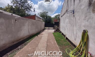 Casa en Venta, Reina Elena 85, a media cuadra de Ruta 25, Matheu