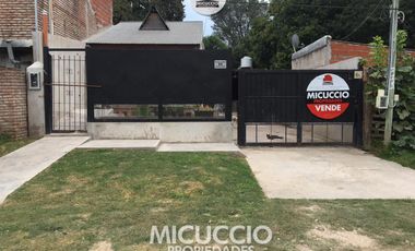 Casa en Venta, Reina Elena 85, a media cuadra de Ruta 25, Matheu