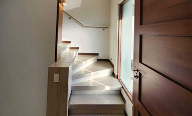 Casa en VENTA jardin de 200 m2 en LOMAS DIAMANTE