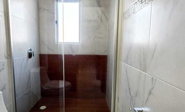 Casa en VENTA jardin de 200 m2 en LOMAS DIAMANTE