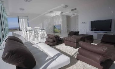 Renoir II 4 amb + dependencia Opcional cada cochera U$S 50.000 (opcional Muebles U$S 50.000)
