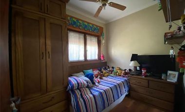 Casa - Luis Guillon