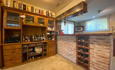 Casa - Luis Guillon