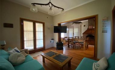 Casa - Luis Guillon