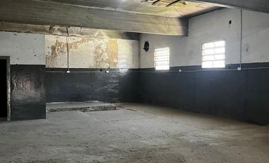 Depósito en Monte Chingolo