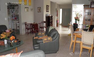CASA EN VENTA Y ALQUILER DE TEMPORADA - SAN GABRIEL - MAROTO PROPIEDADES