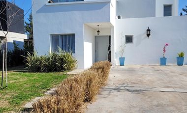 CASA EN VENTA Y ALQUILER DE TEMPORADA - SAN GABRIEL - MAROTO PROPIEDADES