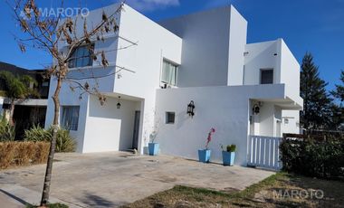 CASA EN VENTA Y ALQUILER DE TEMPORADA - SAN GABRIEL - MAROTO PROPIEDADES