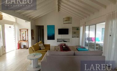 Casa en Costa Esmeralda, Residencial I