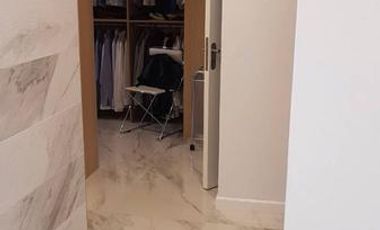Piso en Le Parc Puerto Madero- Increible reciclado a Nuevo! 2 Cocheras Opcionales U$S 50.000 c/u