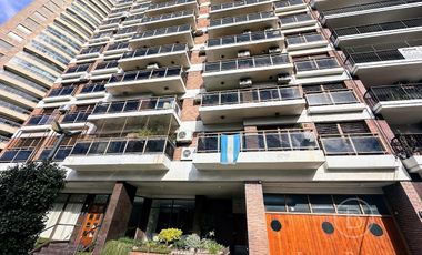 Departamento de 3 ambientes con cochera en Lomas de Zamora