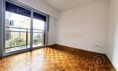 Departamento de 3 ambientes con cochera en Lomas de Zamora