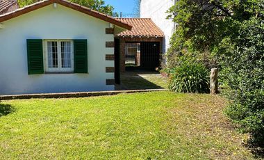Chalet 3 ambientes - 6 PLAZAS - Gran parque