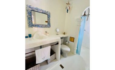 VENTA DE CASA DE PLAYA  EN BARU