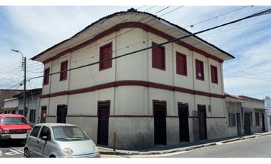 Casa esquinera con apartamentos y local en venta Barrio Nuevo Palmira