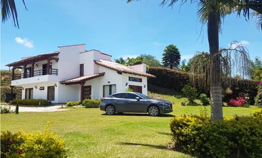 CASA CAMPESTRE EN ARRIENDO SECTOR RIONEGRO