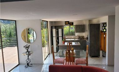 Venta de Casa en Unidad Cerrada via Don Diego la Ceja