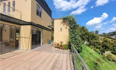 Venta de Casa en Unidad Cerrada via Don Diego la Ceja