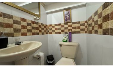 Hermosa casa de dos pisos en venta Barrio Santa Ana Palmira Valle